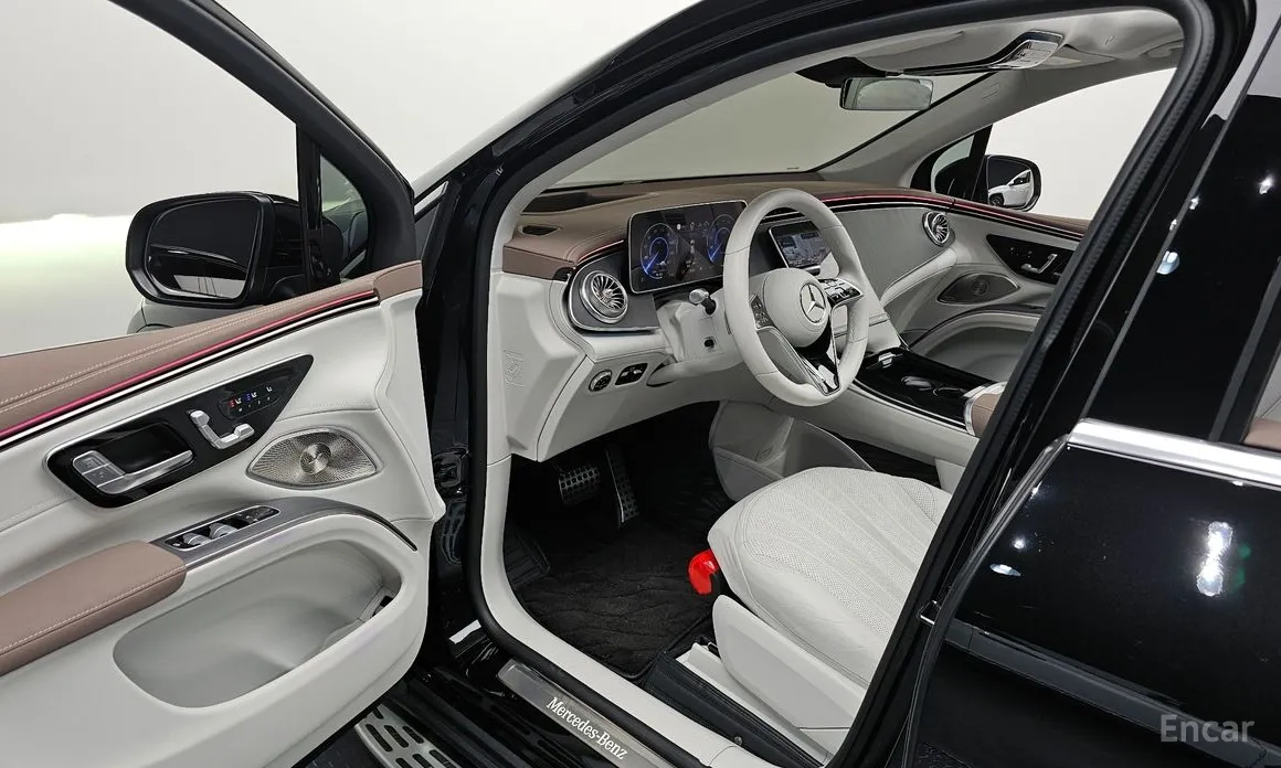 Фото 11 - Mercedes-Benz EQS