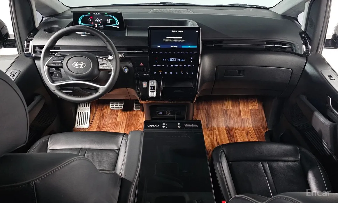 Фото 7 - Hyundai Staria