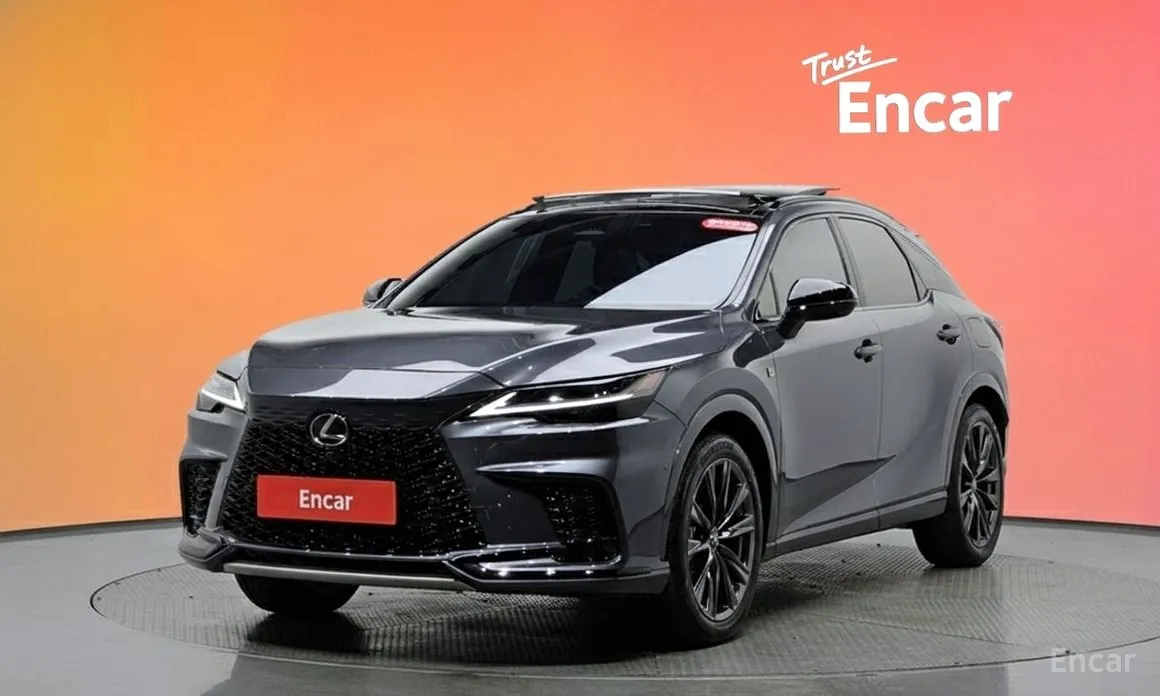 Фото 1 - Lexus RX