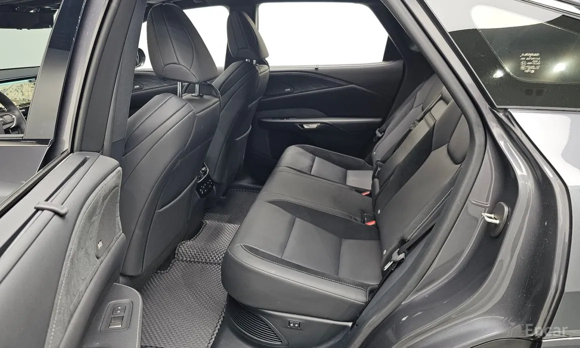 Фото 12 - Lexus RX