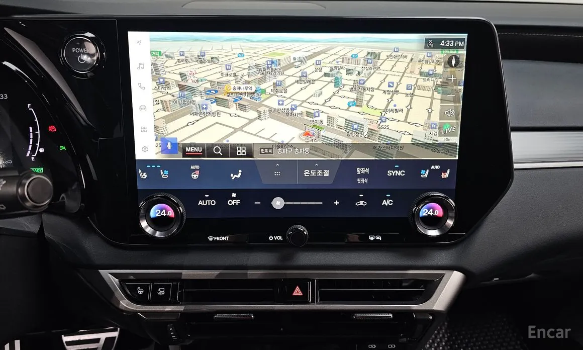 Фото 14 - Lexus RX