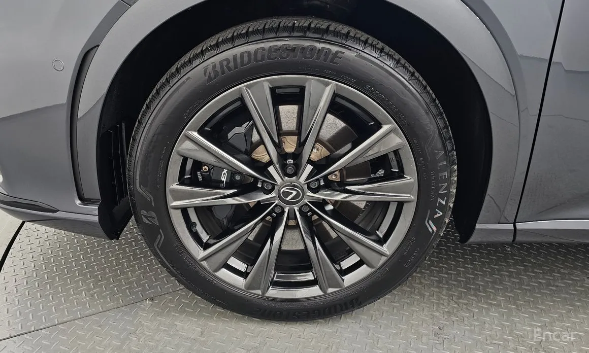 Фото 5 - Lexus RX