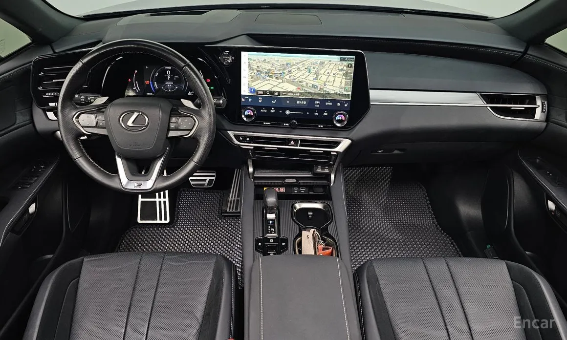 Фото 7 - Lexus RX