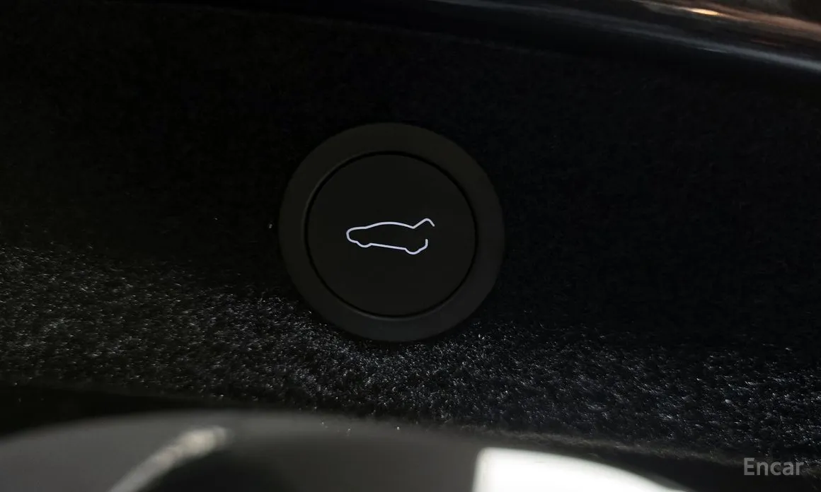 Фото 20 - Tesla Model 3