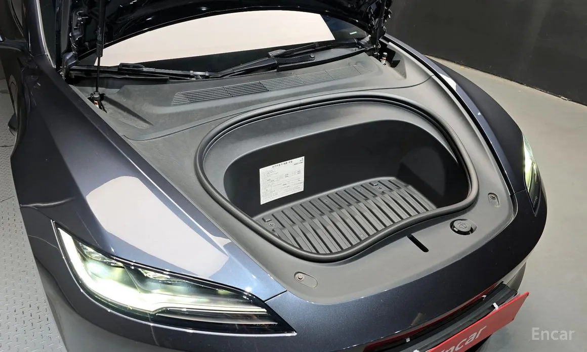 Фото 6 - Tesla Model 3