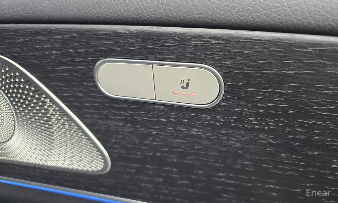 Фото 19 - Mercedes-Benz GLE-Class