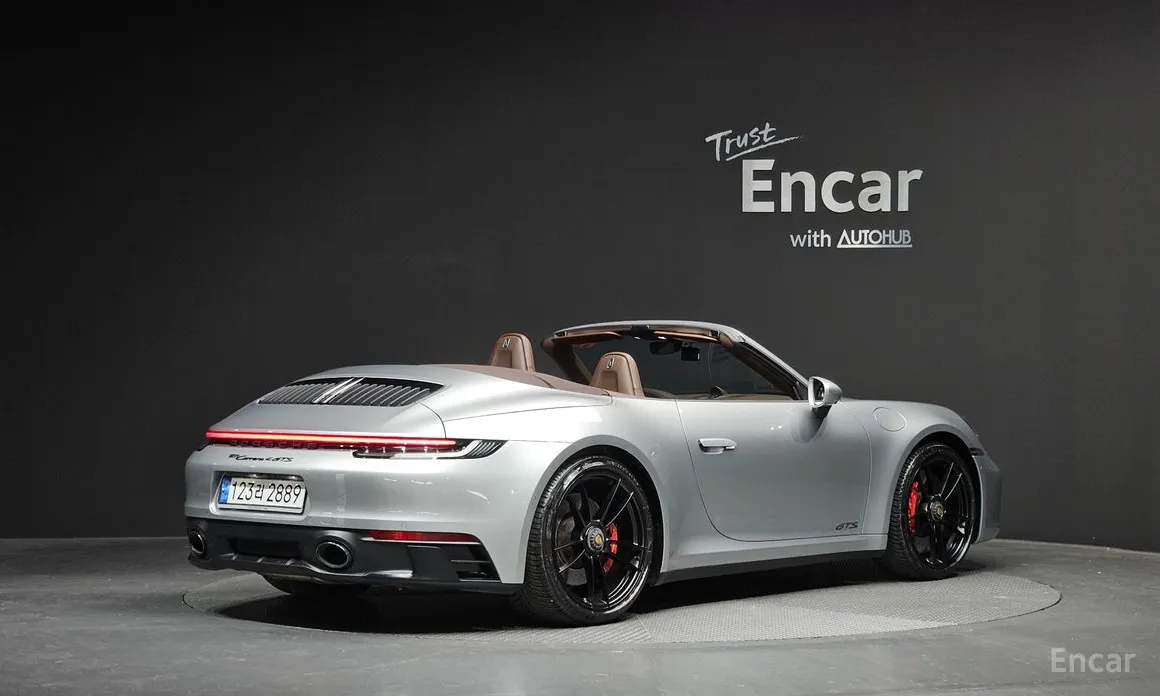 Фото 2 - Porsche 911