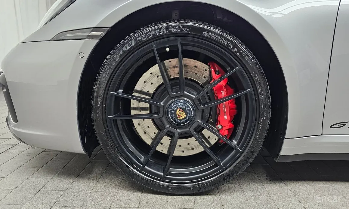 Фото 5 - Porsche 911