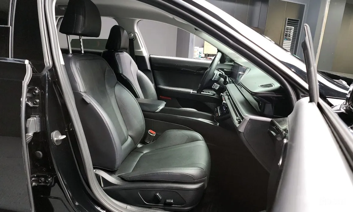 Фото 11 - Hyundai Grandeur