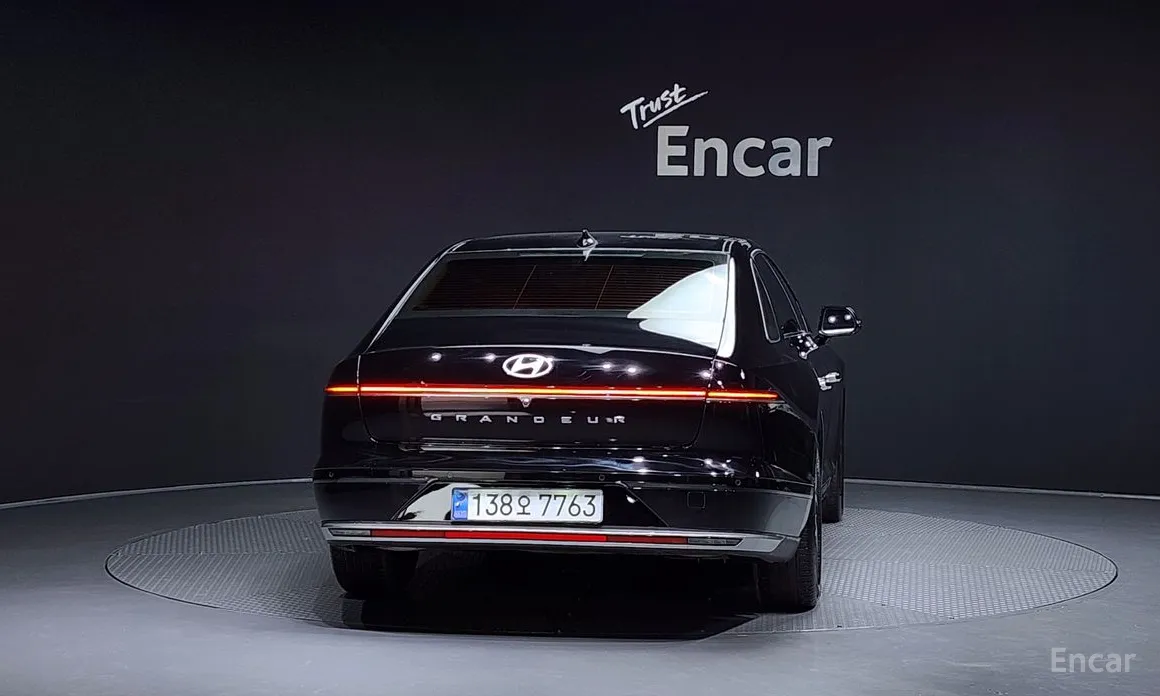 Фото 4 - Hyundai Grandeur