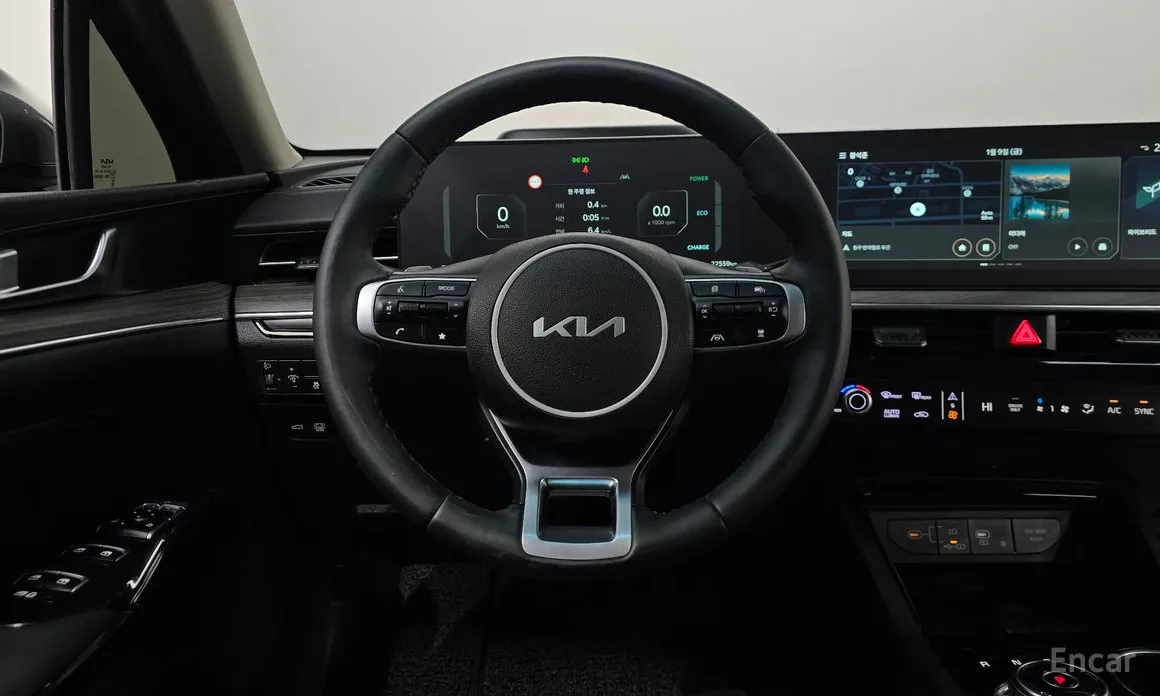 Фото 13 - Kia K5