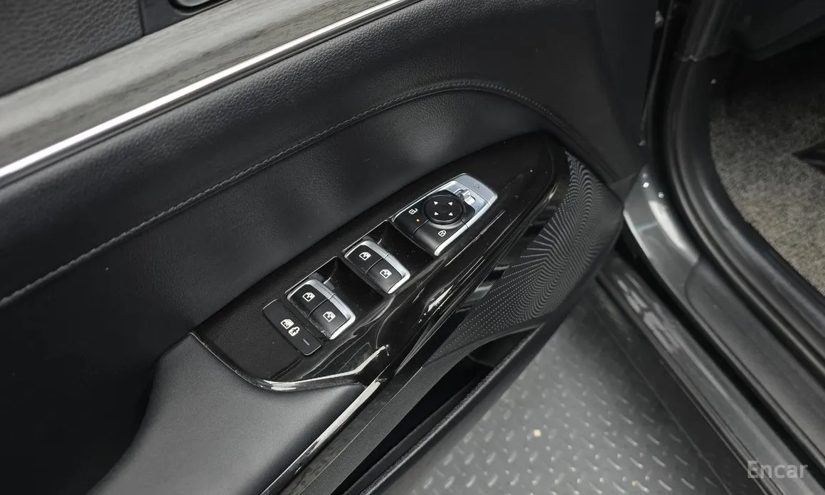 Фото 17 - Kia K5