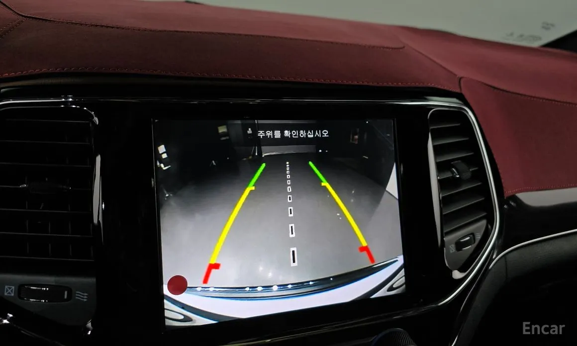 Фото 15 - Jeep Cherokee