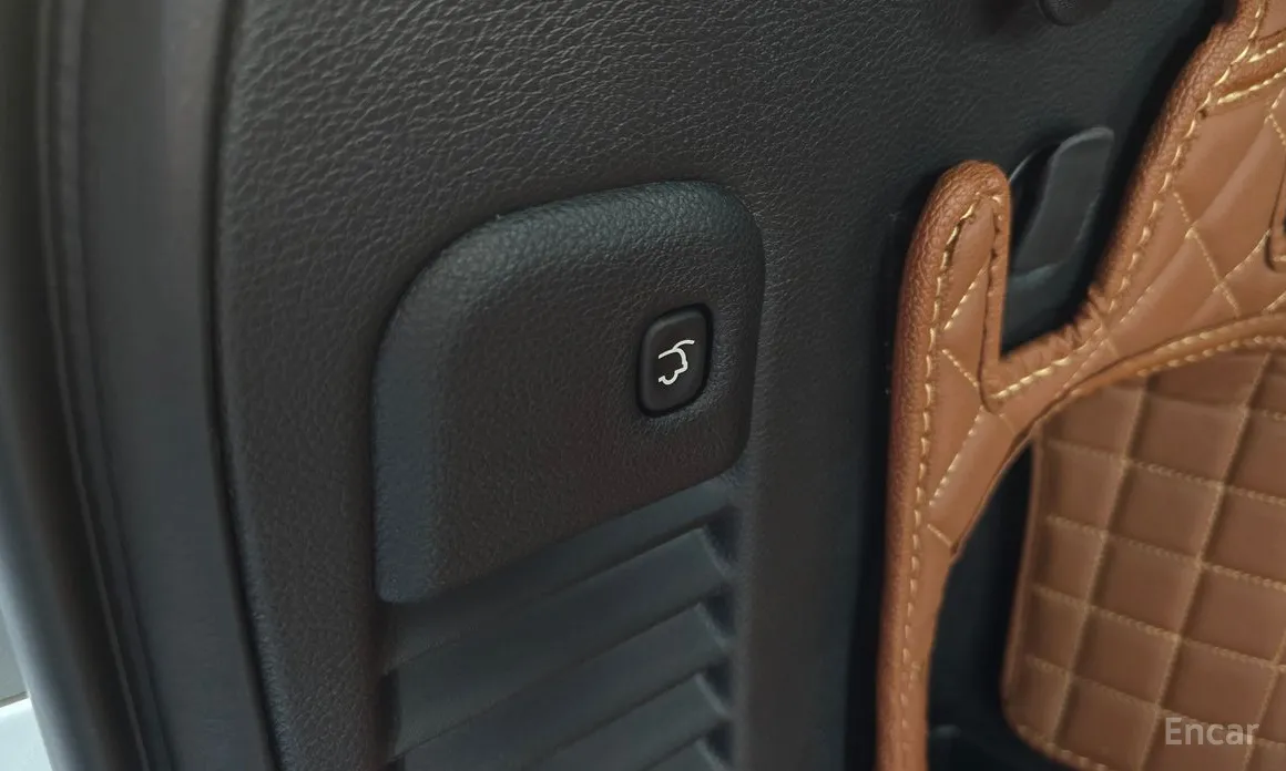 Фото 20 - Jeep Cherokee