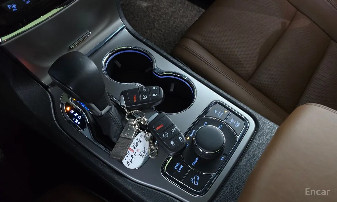 Фото 9 - Jeep Cherokee