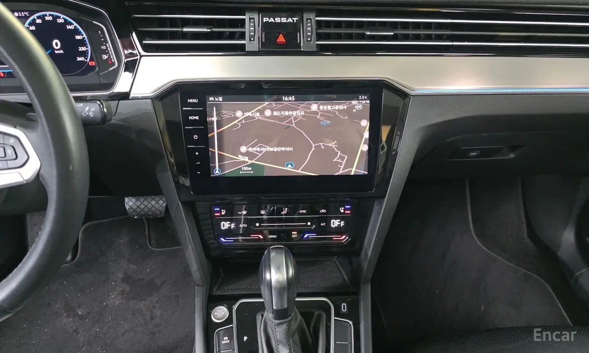 Фото 15 - Volkswagen Passat