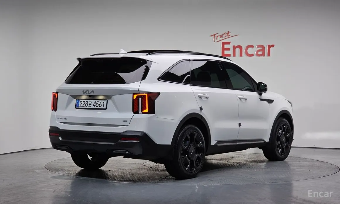 Фото 2 - Kia Sorento