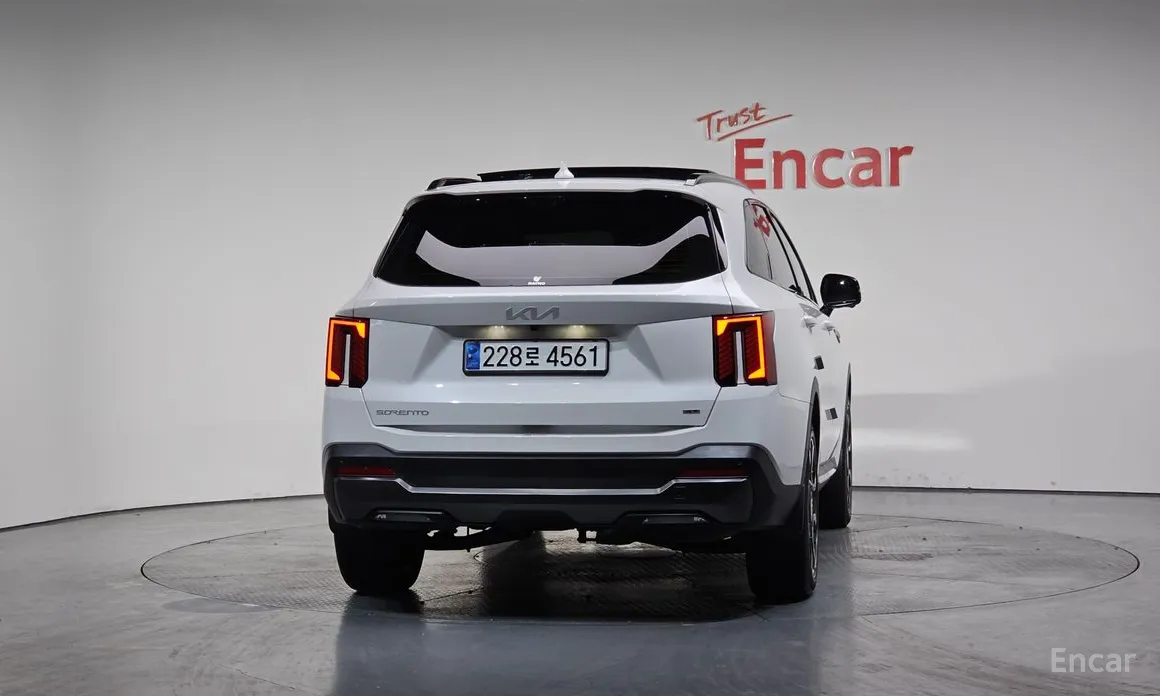Фото 4 - Kia Sorento