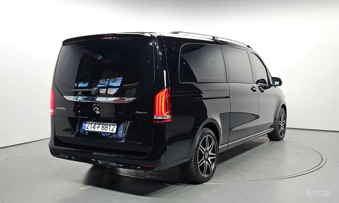 Фото 2 - Mercedes-Benz V-Class