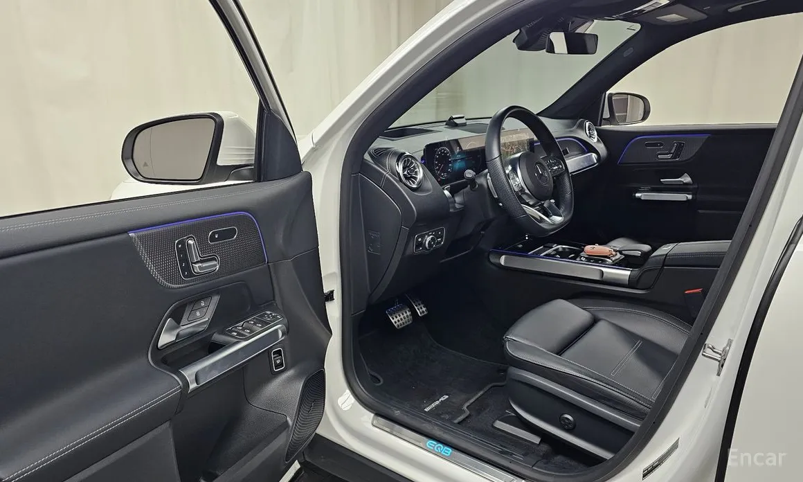 Фото 10 - Mercedes-Benz EQB