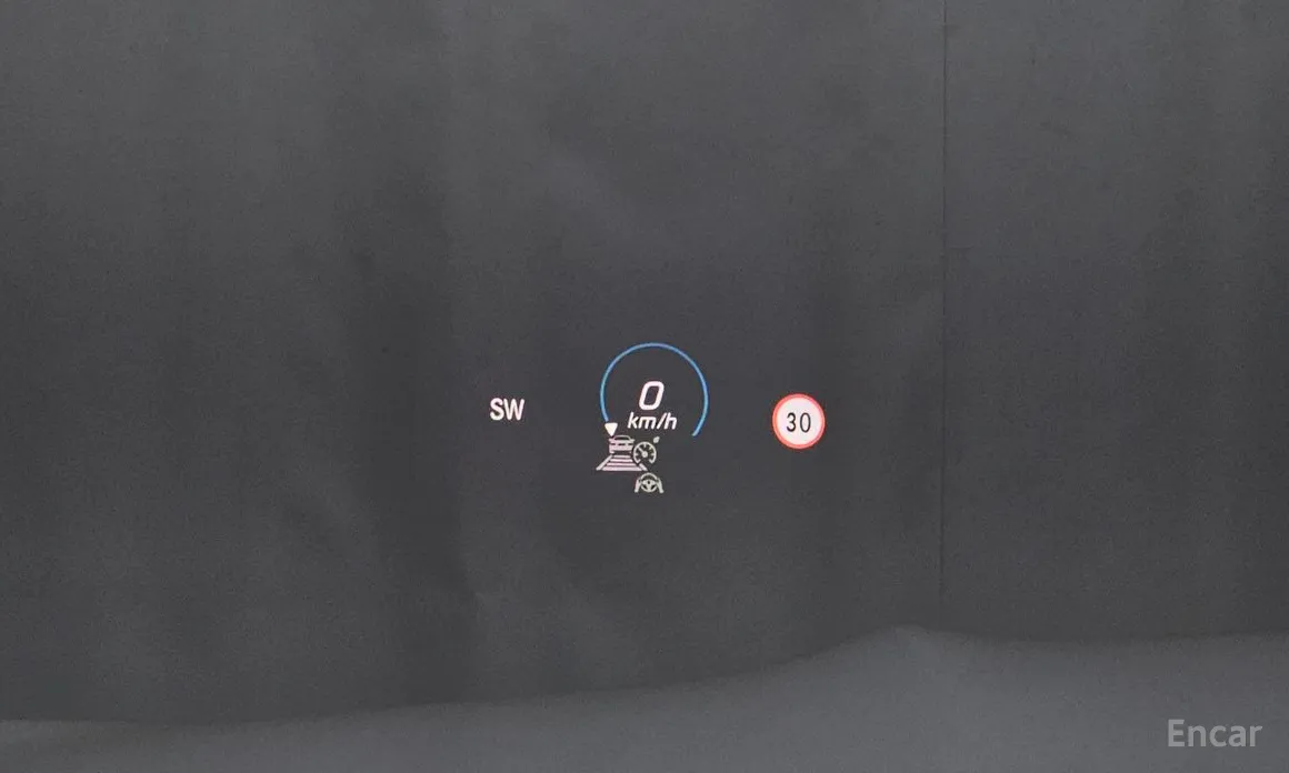 Фото 14 - Mercedes-Benz EQB