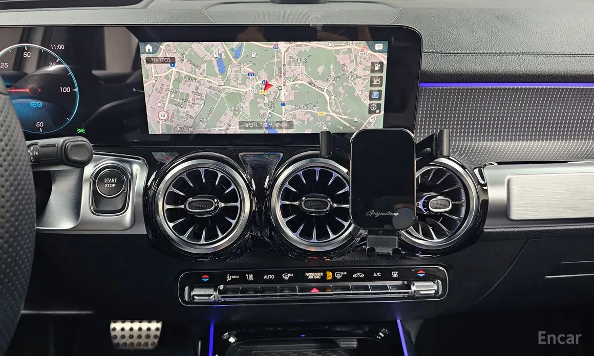 Фото 15 - Mercedes-Benz EQB