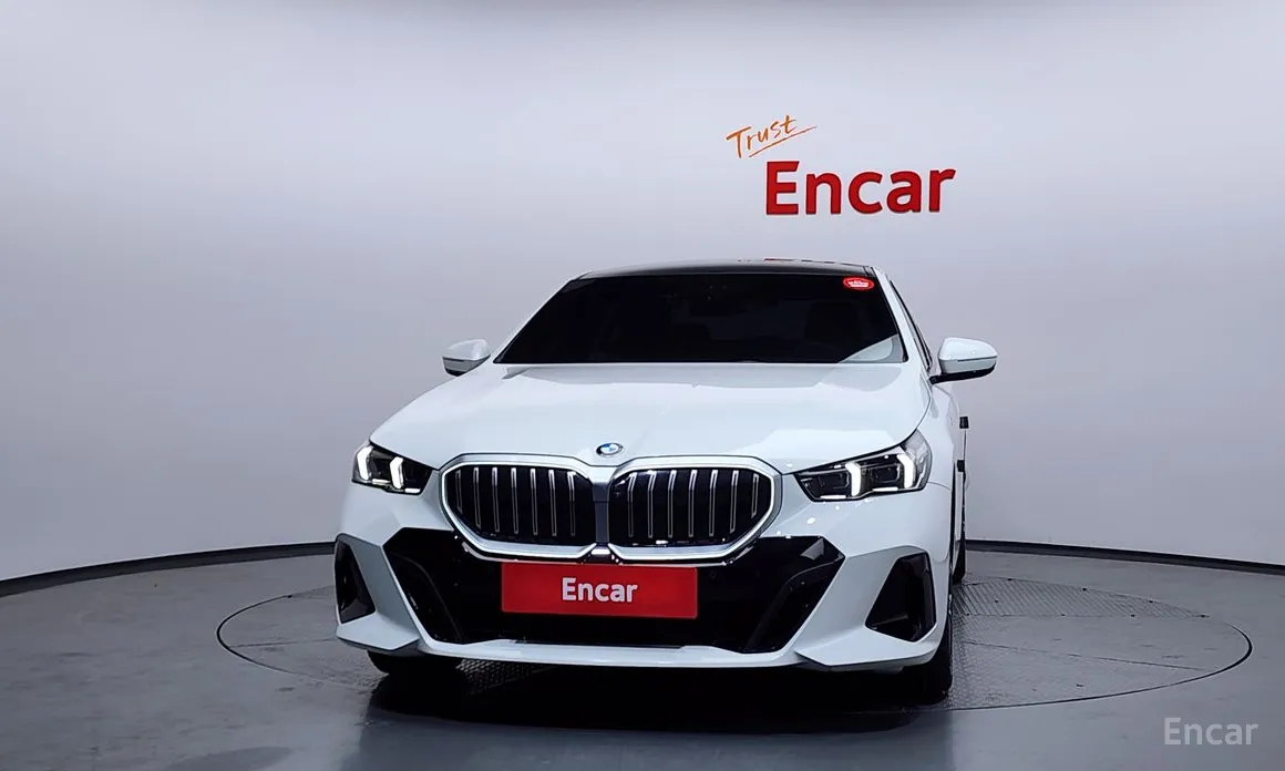 Фото 3 - BMW 5 Series