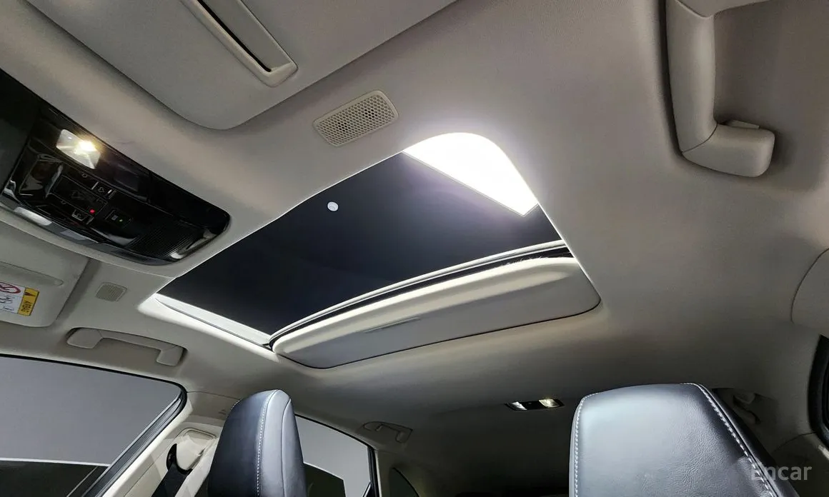 Фото 18 - Lexus NX