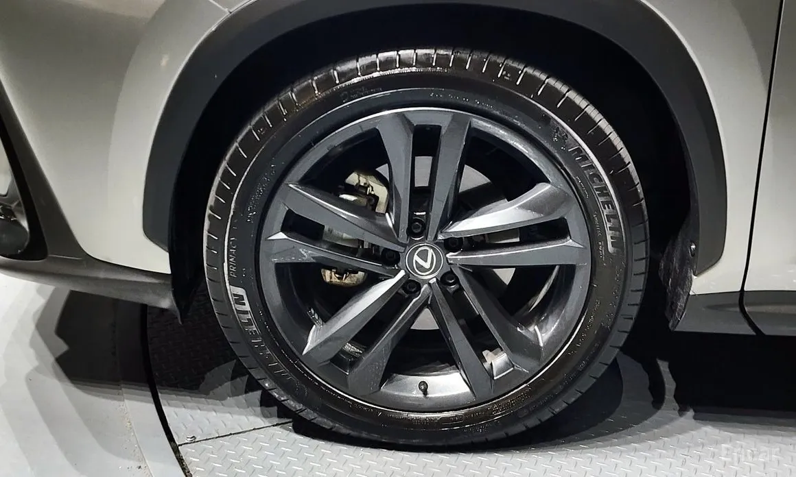 Фото 5 - Lexus NX