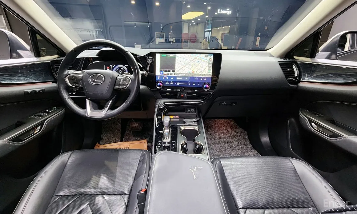 Фото 7 - Lexus NX