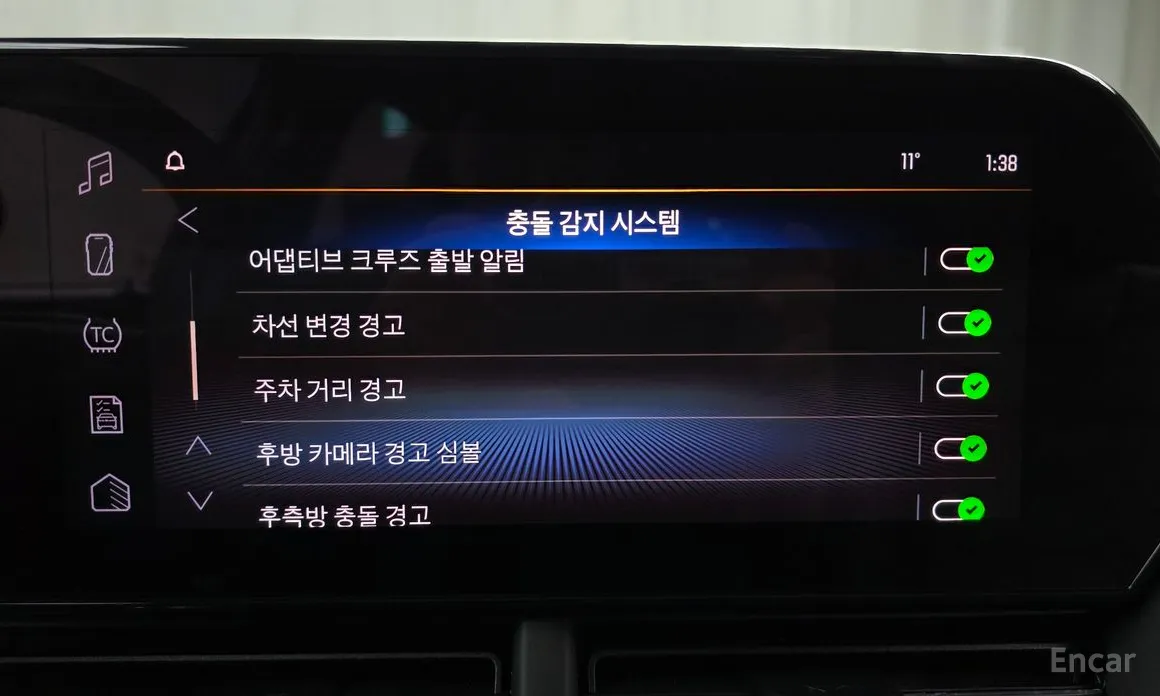 Фото 16 - Chevrolet Trax