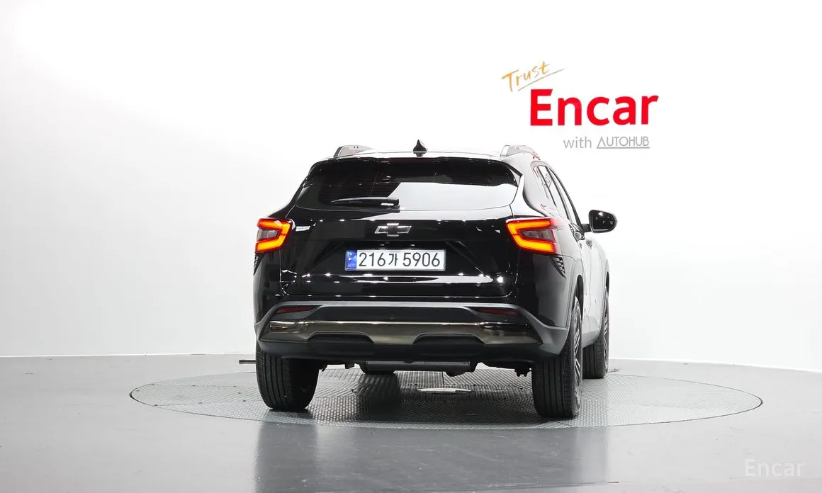 Фото 4 - Chevrolet Trax