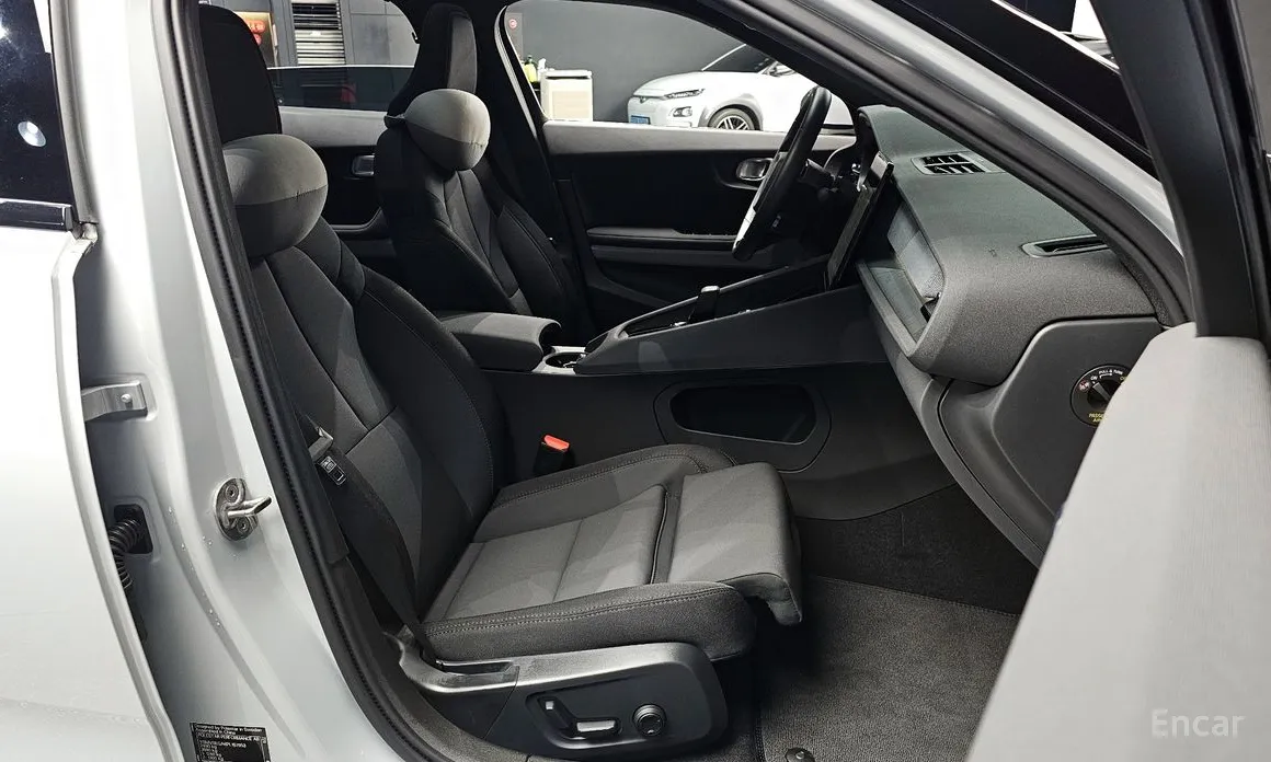 Фото 10 - Polestar 2