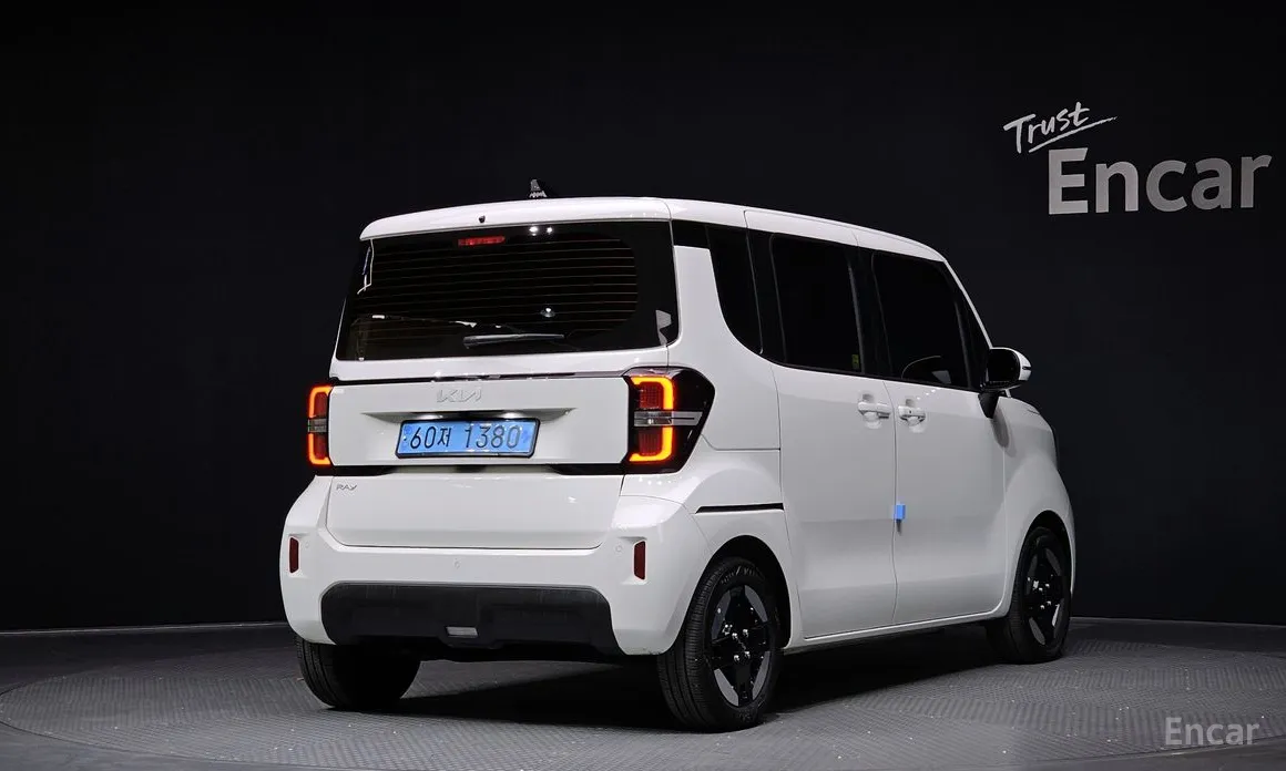 Фото 2 - Kia Ray