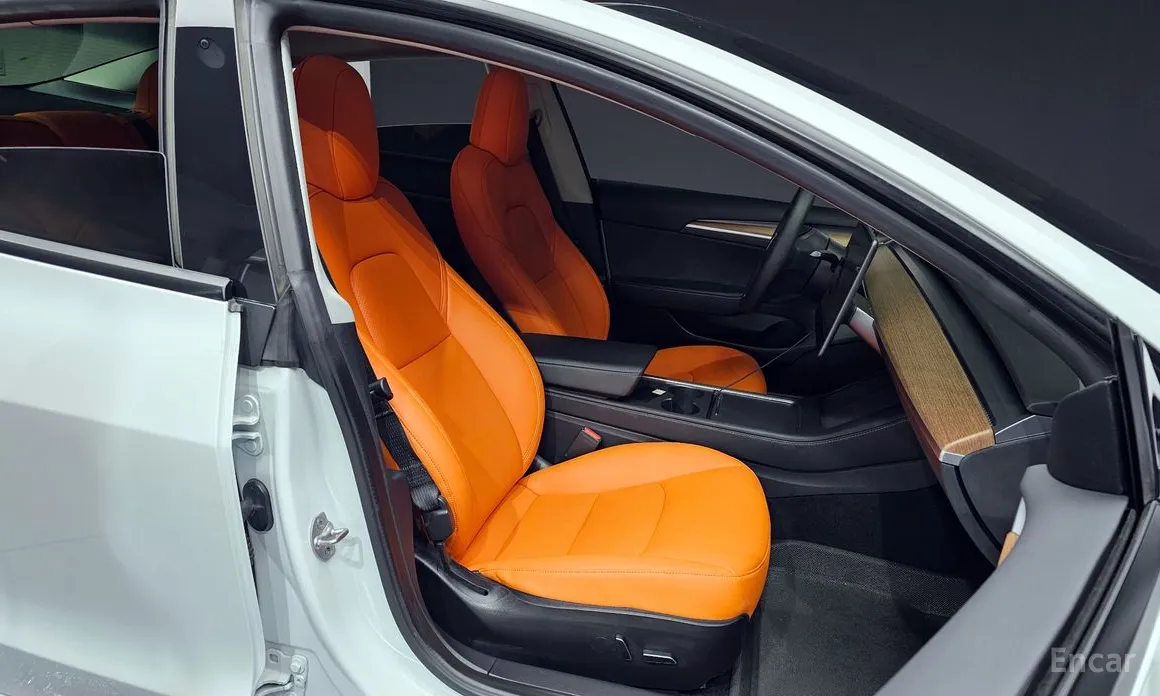 Фото 11 - Tesla Model 3