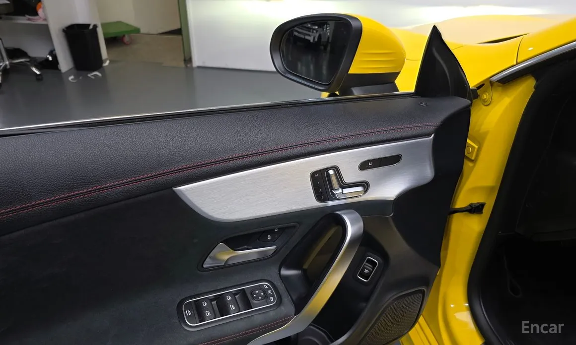 Фото 13 - Mercedes-Benz CLA-Class