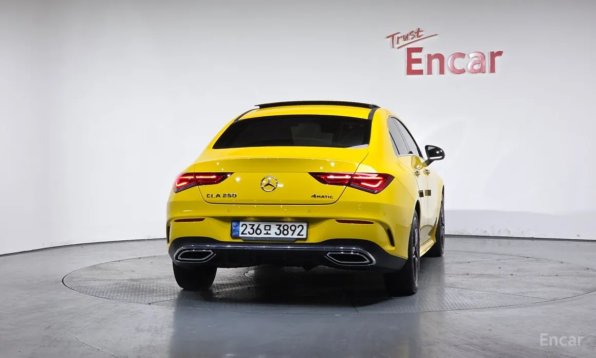 Фото 4 - Mercedes-Benz CLA-Class