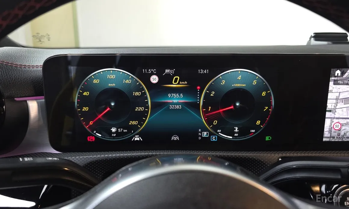 Фото 8 - Mercedes-Benz CLA-Class