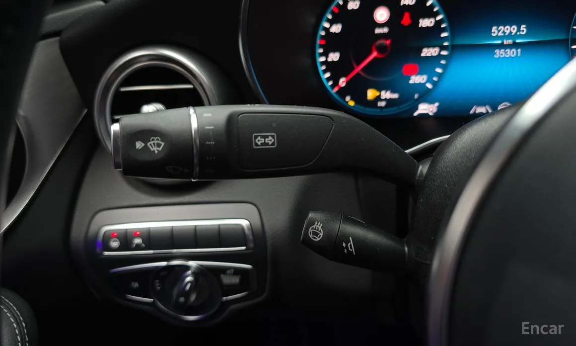 Фото 18 - Mercedes-Benz C-Class