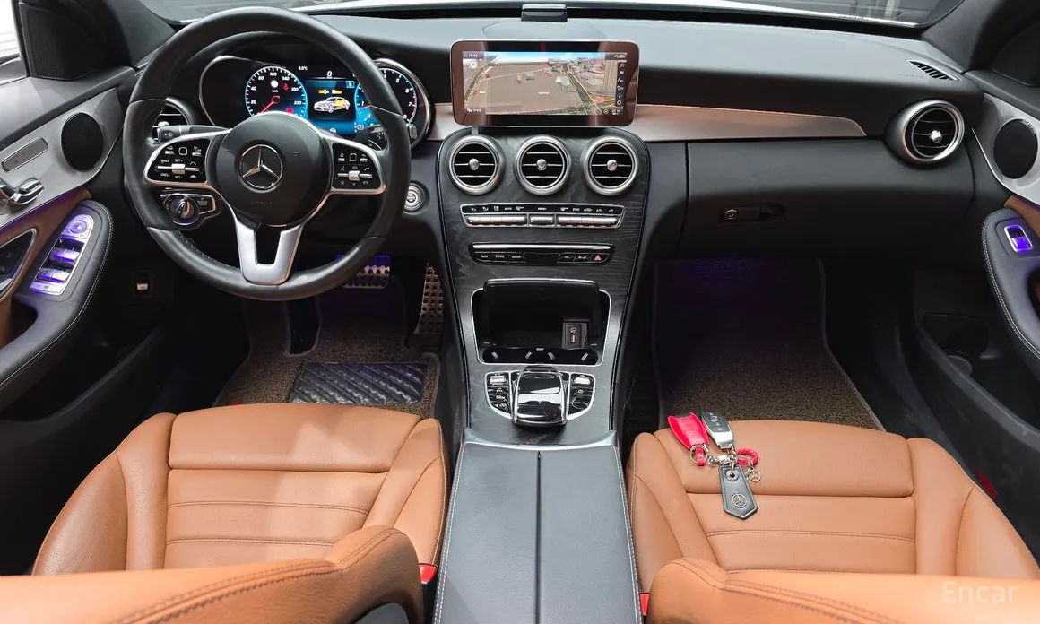 Фото 7 - Mercedes-Benz C-Class