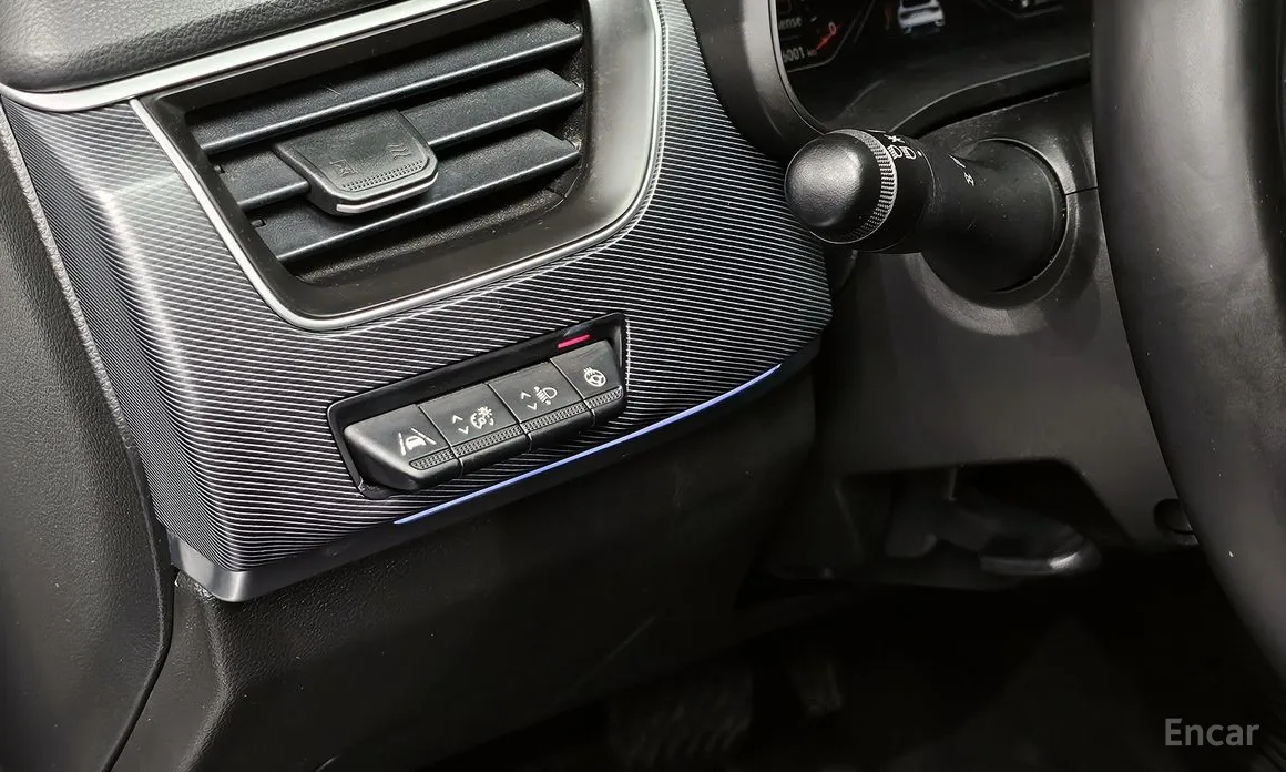 Фото 18 - Renault XM3