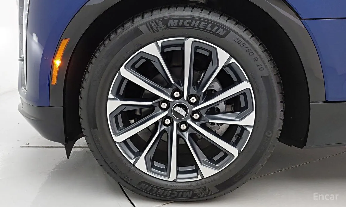 Фото 5 - Cadillac Lyriq