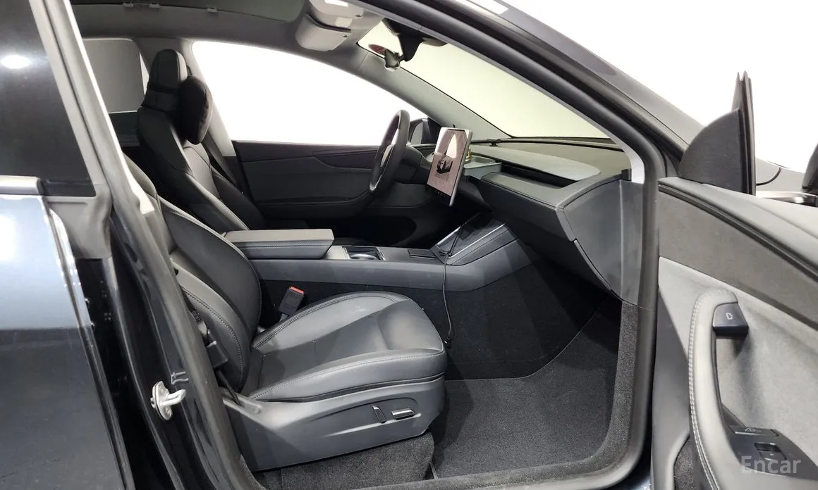 Фото 11 - Tesla Model Y