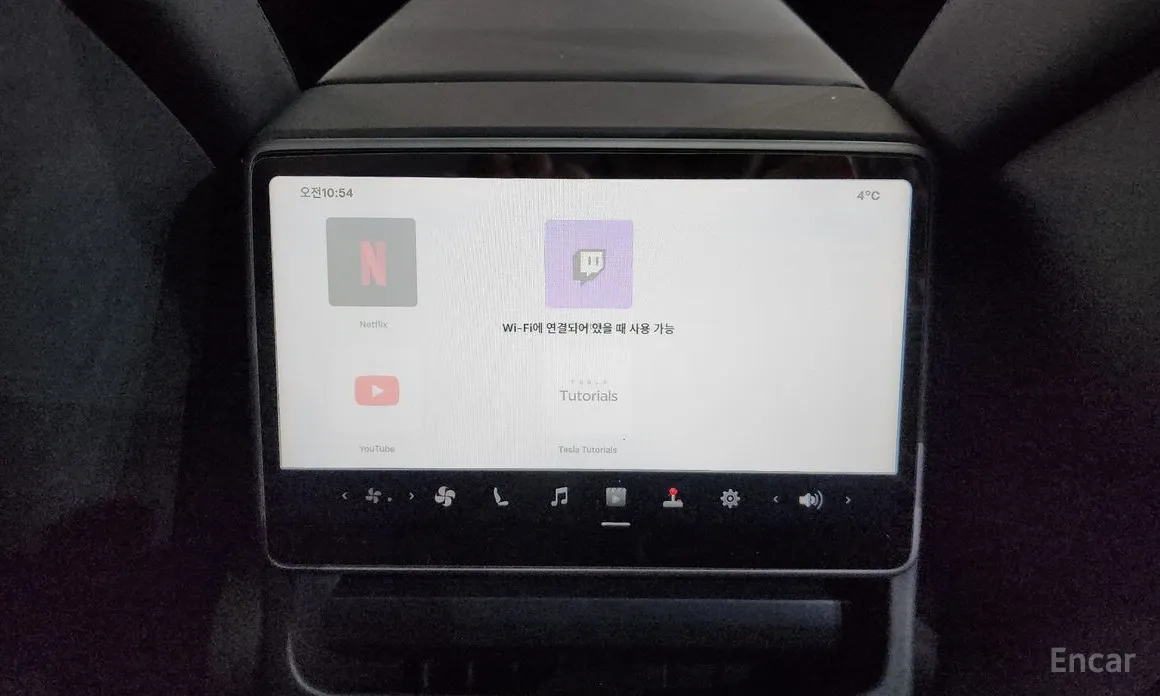 Фото 18 - Tesla Model Y