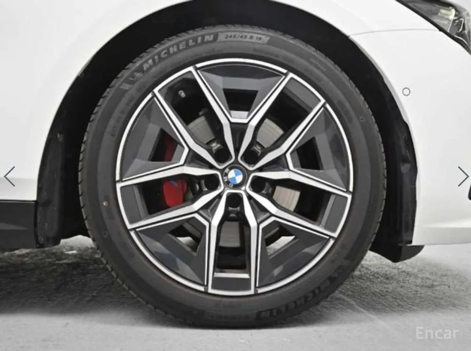 Фото 5 - BMW 5 Series