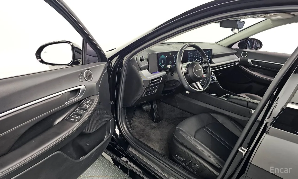 Фото 12 - Hyundai Sonata