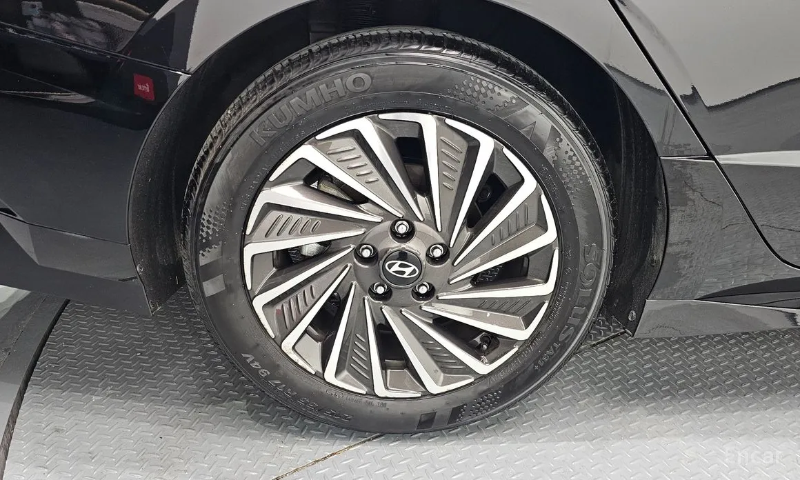 Фото 5 - Hyundai Sonata