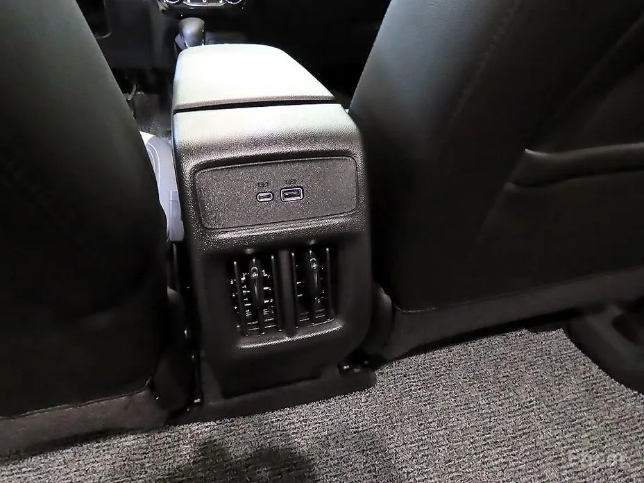 Фото 16 - Chevrolet Trax