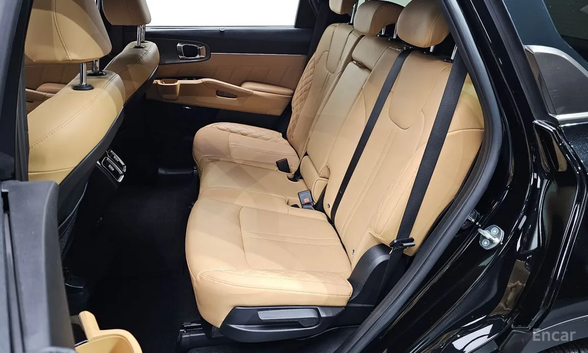 Фото 13 - Kia Sorento