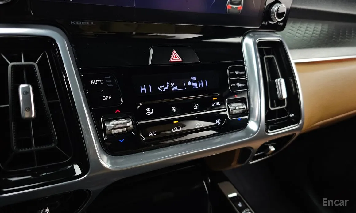 Фото 19 - Kia Sorento